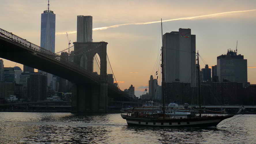 NYC_2015-06-21 20-23-32_P1110426